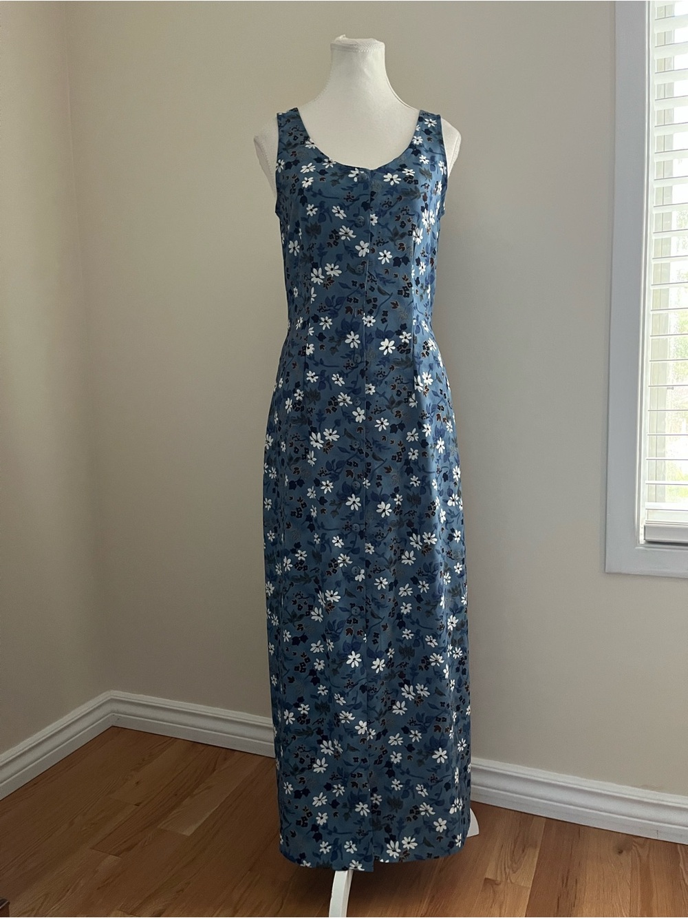 Blue Floral Sleeveless Maxi Dress
